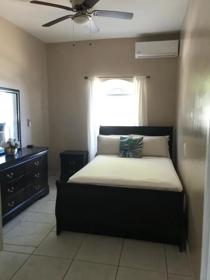 Perfect Small Apartment For Rent In Leeward Palms Providenciales